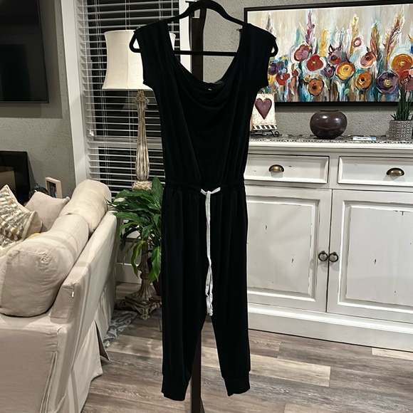 Black Jumpsuit light pilling.  Off the shoulder Size small - Picture 2 of 5